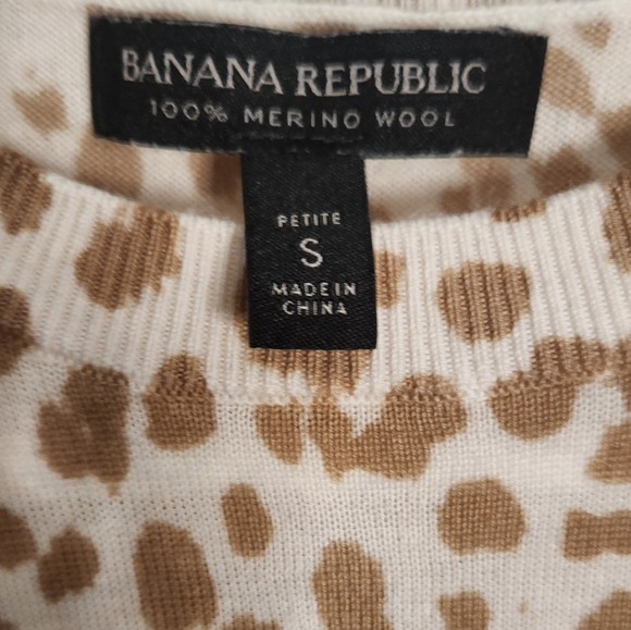 Banana Republic Merino Wool - Picture 3 of 4
